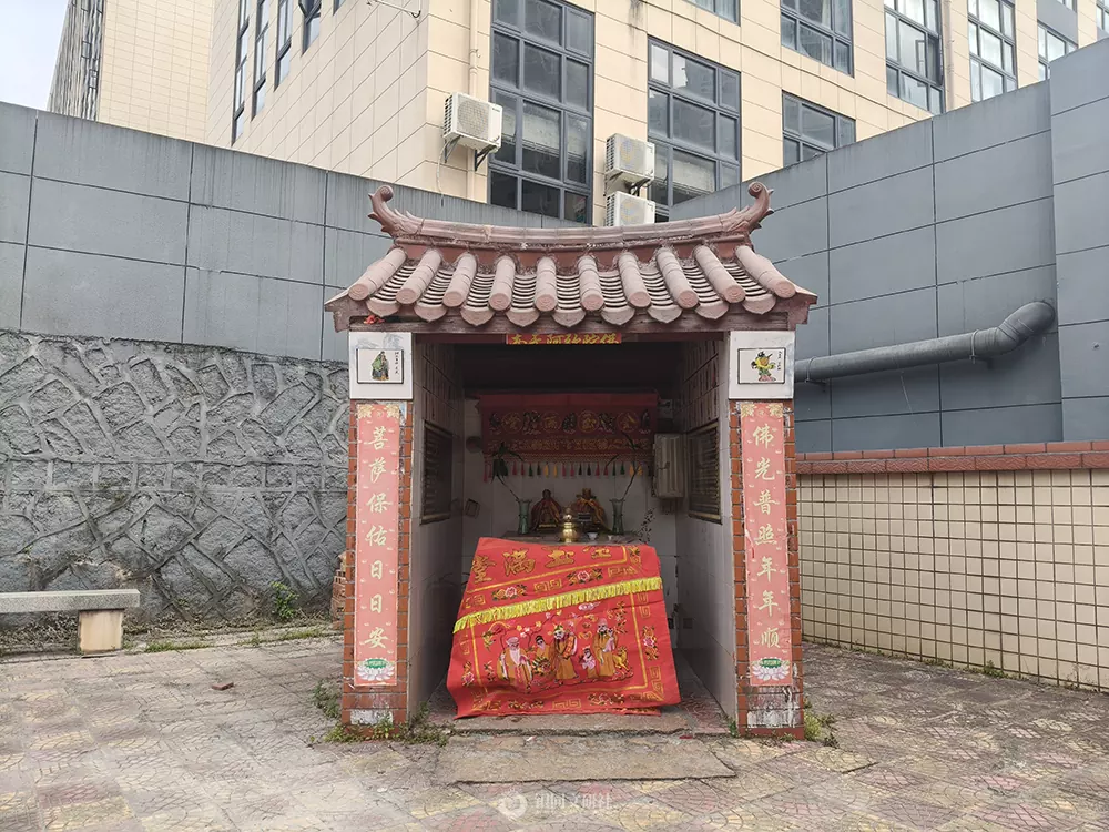 集美区 灌口镇 铁山村 尾厝社 大王公娘庵（主祀大王公娘）